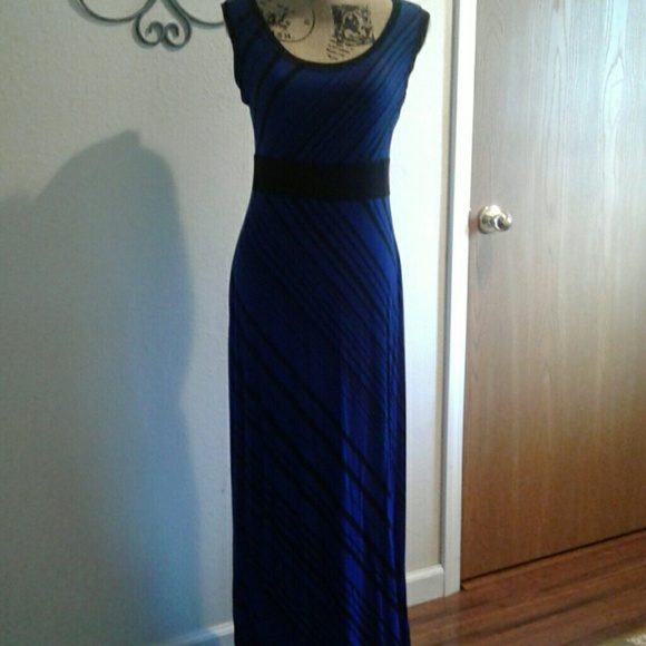 Apt. 9 Dresses & Skirts - Black and blue maxi